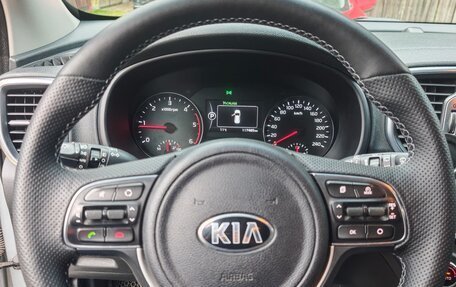 KIA Sportage IV рестайлинг, 2016 год, 2 430 000 рублей, 4 фотография