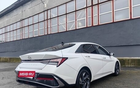 Hyundai Elantra, 2023 год, 2 200 000 рублей, 5 фотография