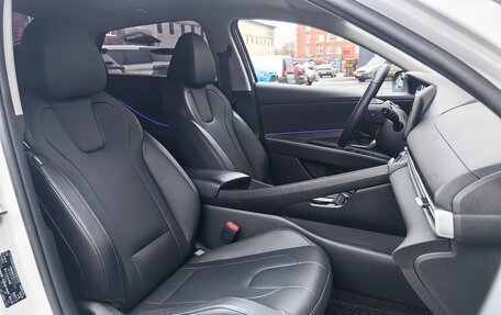 Hyundai Elantra, 2023 год, 2 200 000 рублей, 19 фотография