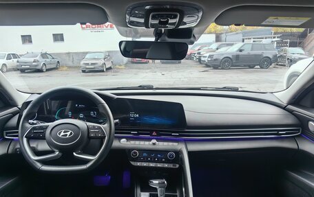 Hyundai Elantra, 2023 год, 2 200 000 рублей, 22 фотография