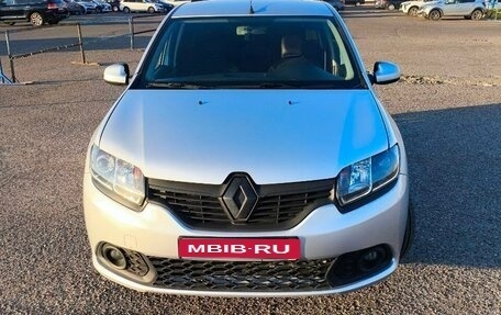 Renault Sandero II рестайлинг, 2015 год, 660 000 рублей, 1 фотография