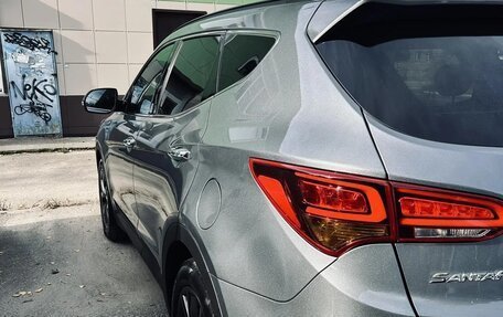 Hyundai Santa Fe III рестайлинг, 2018 год, 2 700 000 рублей, 3 фотография