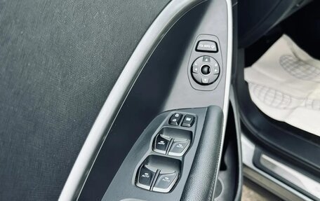 Hyundai Santa Fe III рестайлинг, 2018 год, 2 700 000 рублей, 13 фотография