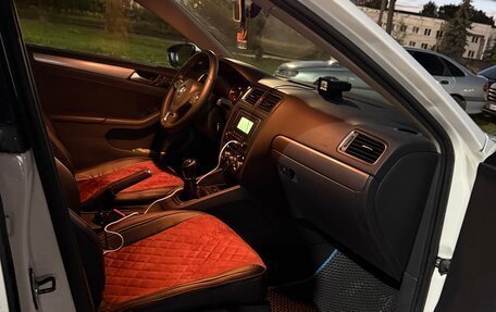 Volkswagen Jetta VI, 2014 год, 920 000 рублей, 14 фотография
