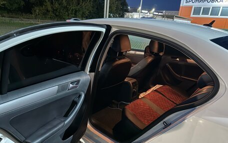 Volkswagen Jetta VI, 2014 год, 920 000 рублей, 10 фотография