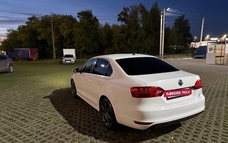 Volkswagen Jetta VI, 2014 год, 920 000 рублей, 7 фотография