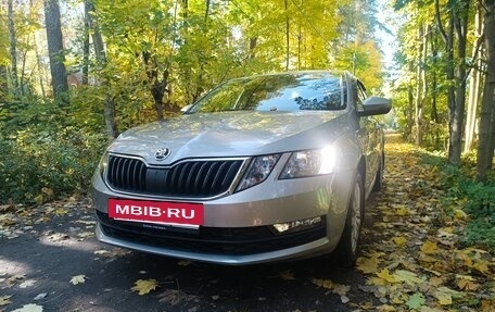 Skoda Octavia, 2019 год, 1 800 000 рублей, 4 фотография
