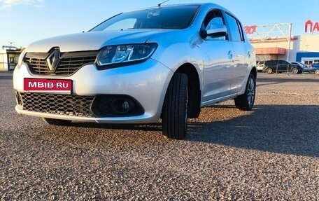 Renault Sandero II рестайлинг, 2015 год, 660 000 рублей, 3 фотография
