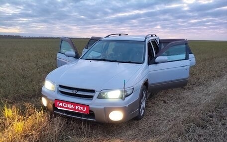 Nissan Avenir II, 2001 год, 310 000 рублей, 2 фотография