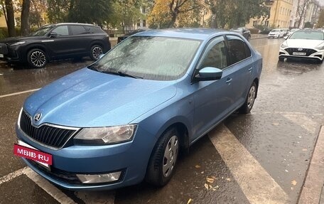 Skoda Rapid I, 2014 год, 1 050 000 рублей, 4 фотография