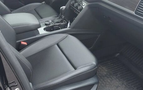 Volkswagen Teramont I, 2018 год, 3 350 000 рублей, 13 фотография
