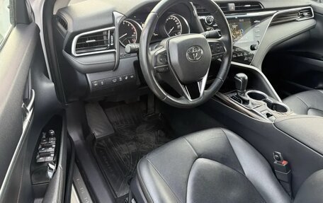 Toyota Camry, 2020 год, 2 850 000 рублей, 7 фотография