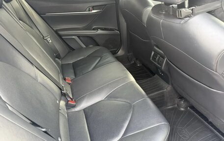 Toyota Camry, 2020 год, 2 850 000 рублей, 9 фотография