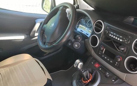 Peugeot Partner II рестайлинг 2, 2016 год, 983 000 рублей, 4 фотография