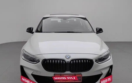BMW 1 серия, 2023 год, 1 850 000 рублей, 3 фотография