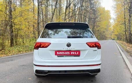 Volkswagen Tiguan II, 2021 год, 3 900 000 рублей, 6 фотография