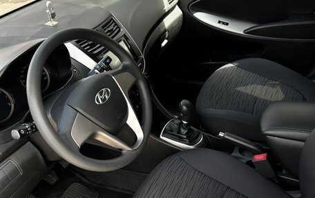 Hyundai Solaris II рестайлинг, 2016 год, 960 000 рублей, 4 фотография