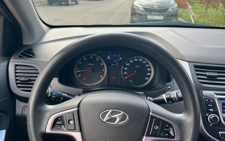 Hyundai Solaris II рестайлинг, 2015 год, 1 020 000 рублей, 6 фотография