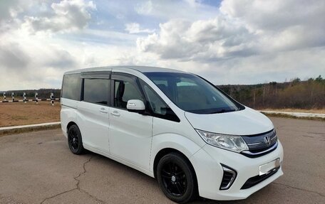 Honda Stepwgn IV, 2017 год, 1 290 000 рублей, 1 фотография