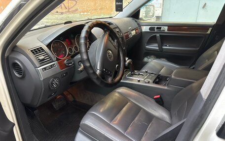 Volkswagen Touareg III, 2005 год, 750 000 рублей, 5 фотография