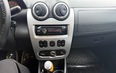 Renault Logan I, 2010 год, 440 000 рублей, 8 фотография