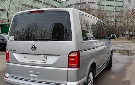 Volkswagen Multivan T6 рестайлинг, 2019 год, 6 200 000 рублей, 5 фотография