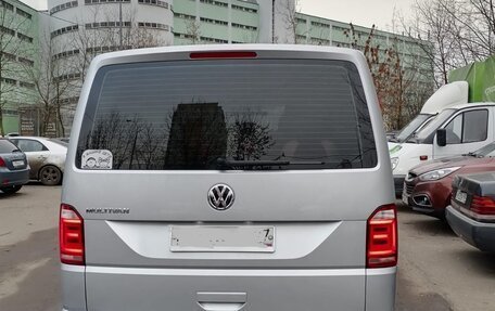 Volkswagen Multivan T6 рестайлинг, 2019 год, 6 200 000 рублей, 11 фотография