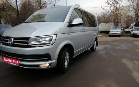 Volkswagen Multivan T6 рестайлинг, 2019 год, 6 200 000 рублей, 7 фотография