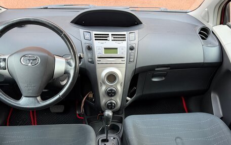 Toyota Yaris III рестайлинг, 2008 год, 700 000 рублей, 8 фотография