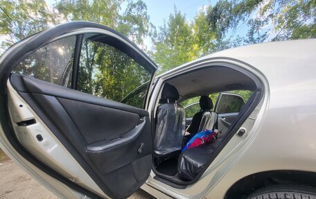 Toyota Corolla, 2005 год, 490 000 рублей, 13 фотография