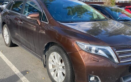 Toyota Venza I, 2013 год, 1 880 000 рублей, 2 фотография