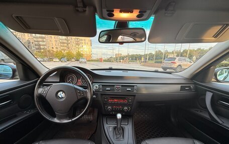 BMW 3 серия, 2007 год, 1 575 000 рублей, 32 фотография
