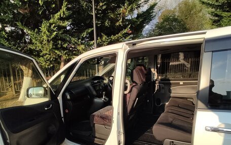 Nissan Serena IV, 2015 год, 1 750 000 рублей, 10 фотография