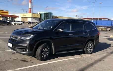 Honda Pilot III рестайлинг, 2020 год, 5 000 000 рублей, 9 фотография