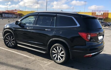 Honda Pilot III рестайлинг, 2020 год, 5 000 000 рублей, 8 фотография