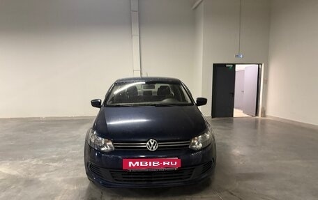 Volkswagen Polo VI (EU Market), 2013 год, 590 000 рублей, 2 фотография