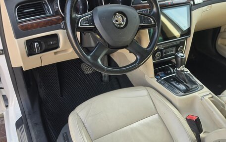 Skoda Superb III рестайлинг, 2013 год, 1 100 000 рублей, 11 фотография