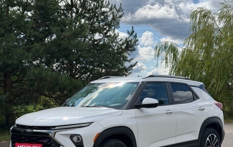 Chevrolet TrailBlazer, 2023 год, 1 850 000 рублей, 1 фотография