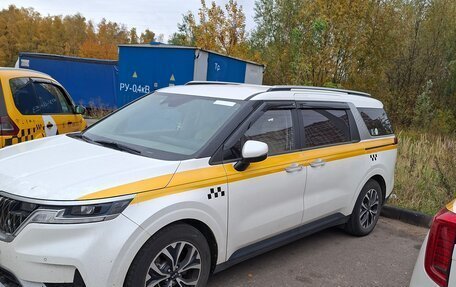 KIA Carnival, 2020 год, 2 250 000 рублей, 2 фотография