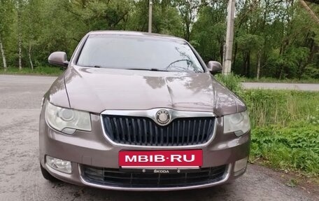 Skoda Superb III рестайлинг, 2011 год, 755 000 рублей, 3 фотография