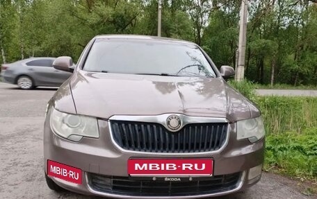 Skoda Superb III рестайлинг, 2011 год, 755 000 рублей, 2 фотография