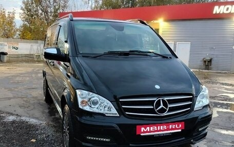 Mercedes-Benz Viano, 2011 год, 3 100 000 рублей, 4 фотография