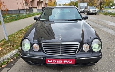 Mercedes-Benz E-Класс, 2001 год, 550 000 рублей, 1 фотография