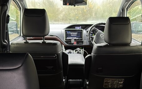 Toyota Esquire I, 2017 год, 1 750 000 рублей, 8 фотография