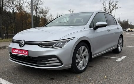 Volkswagen Golf VIII, 2020 год, 1 980 000 рублей, 1 фотография