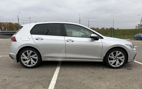 Volkswagen Golf VIII, 2020 год, 1 980 000 рублей, 3 фотография