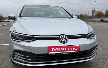 Volkswagen Golf VIII, 2020 год, 1 980 000 рублей, 10 фотография