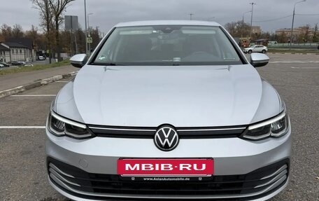 Volkswagen Golf VIII, 2020 год, 1 980 000 рублей, 13 фотография