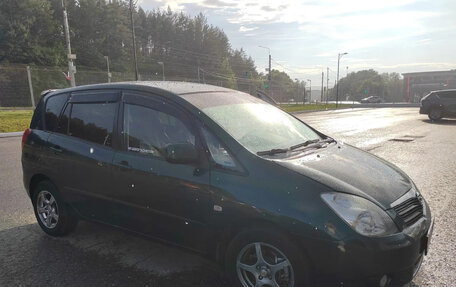 Toyota Corolla Verso I, 2002 год, 550 000 рублей, 26 фотография