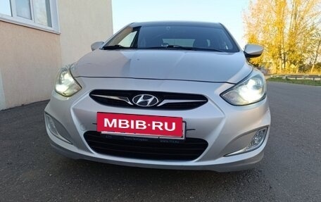 Hyundai Solaris II рестайлинг, 2013 год, 700 000 рублей, 6 фотография